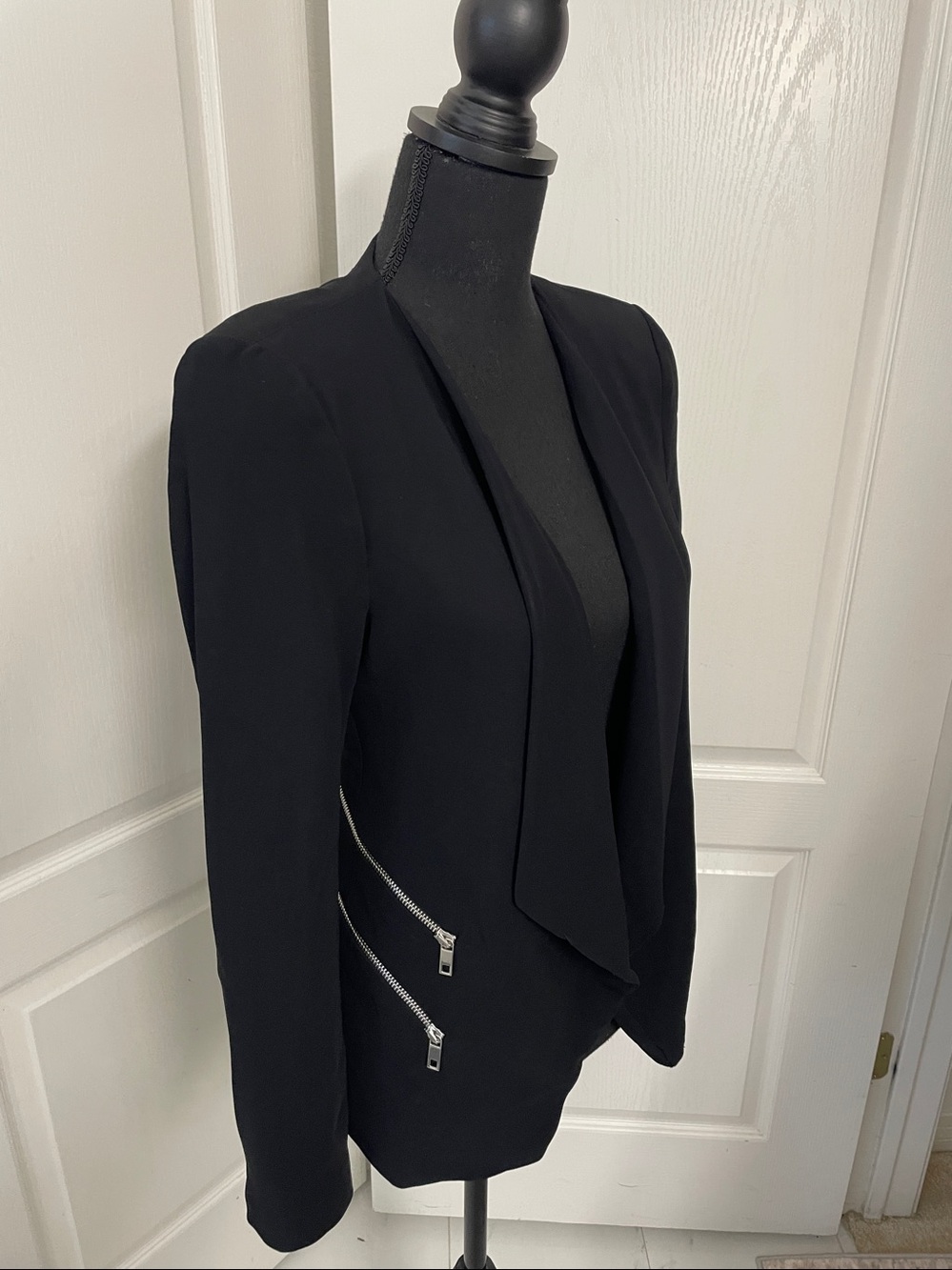 ZARA black blazer M fits like S zippers open front jacket